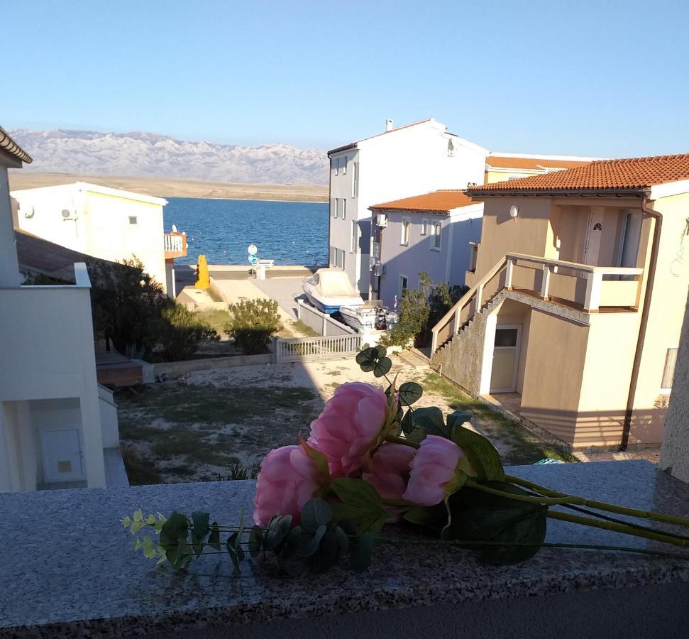 Apartment Dvorak Vir Luaran gambar