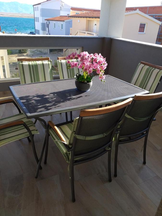 Apartment Dvorak Vir Luaran gambar