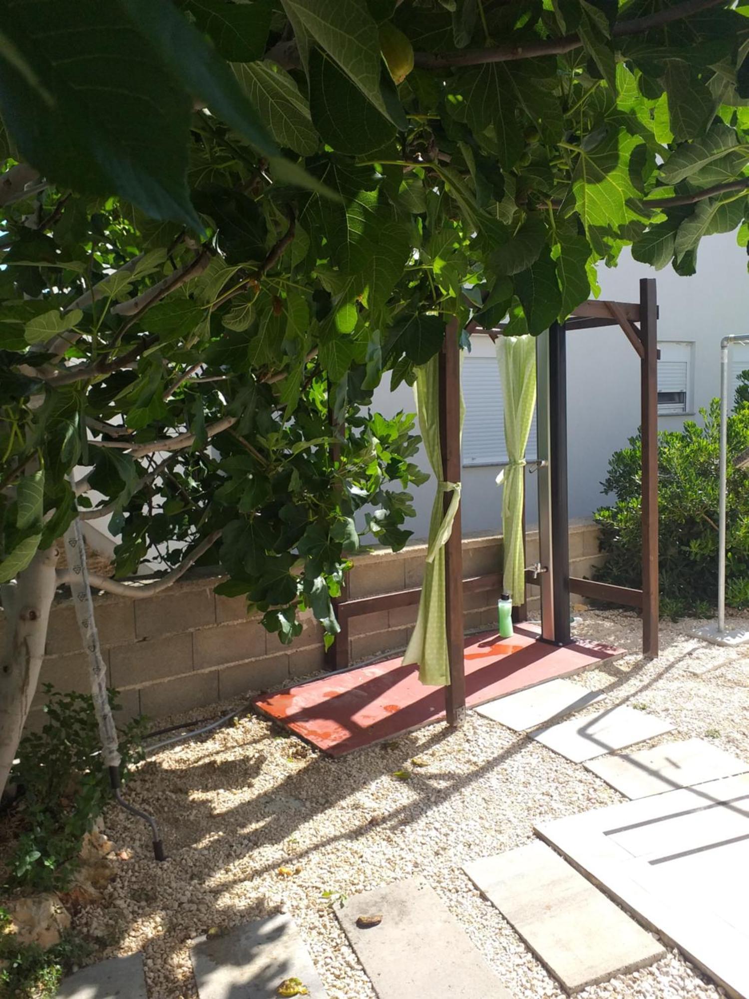 Apartment Dvorak Vir Luaran gambar